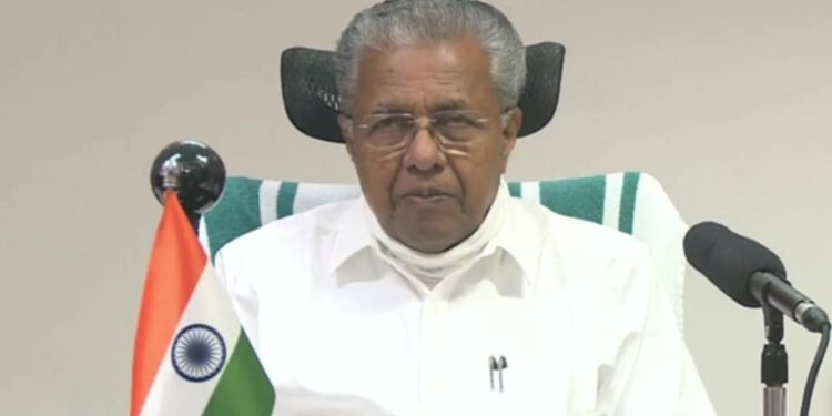 എന്തു-വന്നാലും-മാറില്ലെന്ന-മനോഭാവമാണ്-ചിലര്ക്ക്;-ഉദ്യോഗസ്ഥരെ-വിമര്ശിച്ച്-മുഖ്യമന്ത്രി