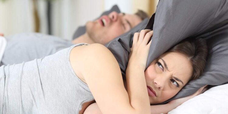 കൂർക്കംവലി-അകറ്റാൻ-ശ്രദ്ധിക്കാം-ഈ-ജീവിതശൈലി-മാറ്റങ്ങളിൽ