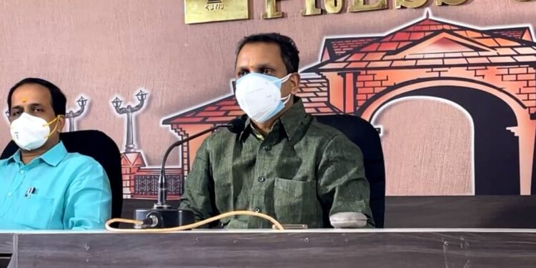 ‘ആരെ-പറ്റിക്കാനാണ്-ജയരാജാ-ഈ-തട്ടിപ്പ്’;-സ്വര്‍ണ്ണക്കടത്തില്‍-സിപിഎം-ബന്ധം-വ്യക്തം-കെ.സുരേന്ദ്രന്‍