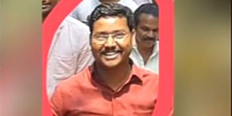 സ്വര്‍ണ്ണക്കള്ളക്കടത്ത്-സംഘവുമായി-ബന്ധം;-സജേഷിനെ-ഡിവൈഎഫ്‌ഐ-പുറത്താക്കി