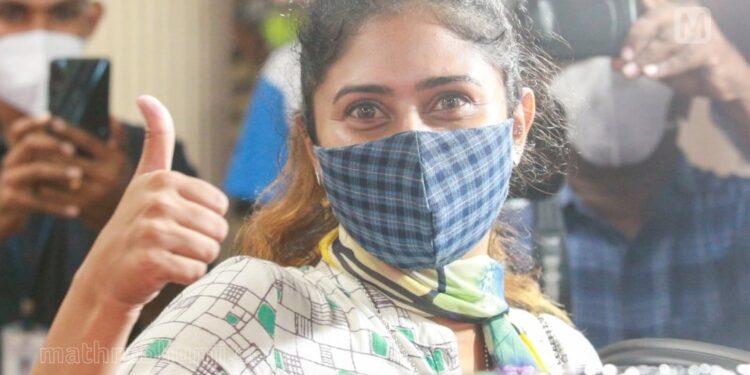 കോവിഡ്-പ്രോട്ടോക്കോള്‍-ലംഘിച്ചുവെന്നത്-നുണക്കഥ;-നടപടികള്‍-അജണ്ടയുടെ-ഭാഗം-ആയിഷ-സുല്‍ത്താന