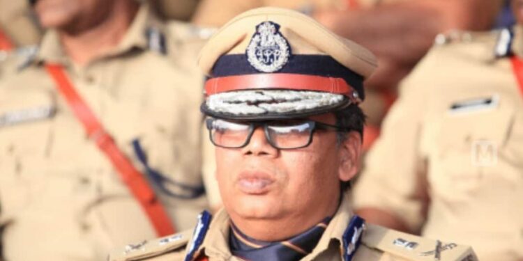 സിബിഐ-മേധാവി-ആകാന്‍-സാധിക്കാത്തതില്‍-വിഷമം;-മുഖ്യമന്ത്രി-100-ശതമാനം-പ്രൊഫഷണല്‍-ബെഹ്‌റ