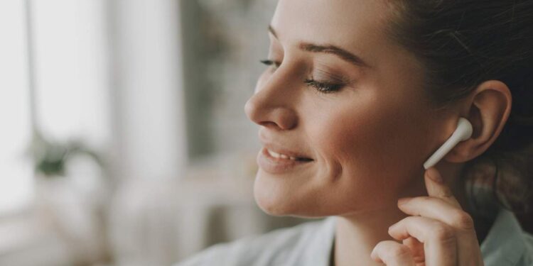 ബ്ലൂടൂത്ത്-ഹെഡ്‌ഫോണുകൾ-ദോഷകരമാണോ?-എന്താണ്-യാഥാർഥ്യം?