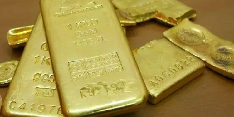 ഒരു-പങ്ക്-‘പാർട്ടി’ക്ക്;-ക്വട്ടേഷൻ-സംഘം-സുരക്ഷയ്ക്ക്-ഉപയോഗിക്കുന്നത്-പാര്‍ട്ടി-ലേബലെന്ന്-റിപ്പോർട്ട്;-വാട്സാപ്പ്-സന്ദേശം