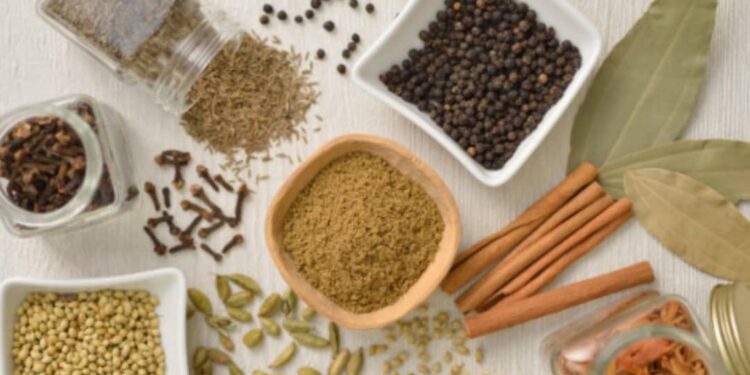 ഗരം-മസാല-വീട്ടില്‍-തന്നെ-തയ്യാറാക്കാം