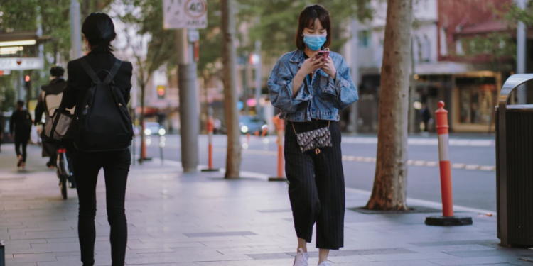 എൻ‌എസ്‌ഡബ്ല്യുവിൽ കൂടുതൽ നിയന്ത്രണങ്ങൾ ആവശ്യമായി വരുമെന്ന് എപ്പിഡെമിയോളജിസ്റ്റ് മുന്നറിയിപ്പ് നൽകുന്നു.