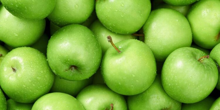ആരോഗ്യത്തിനും-സൗന്ദര്യത്തിനും-ഇനി-ഗ്രീൻ-ആപ്പിൾ-മതി