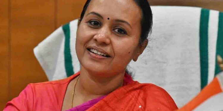 കൊവിഡ്-ബാധിച്ച്-മരിച്ചവരുടെ-പേര്-വിവരം-പുറത്തു-വിട്ട്-ആരോഗ്യ-വകുപ്പ്;-ഡിസംബറിനു-ശേഷം-ആദ്യം