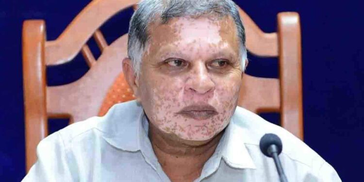 കോഴപ്പണ-ആരോപണം;-സികെ-ശശീന്ദ്രന്റെയും-ഭാര്യയുടേയും-മൊഴിയെടുത്തു