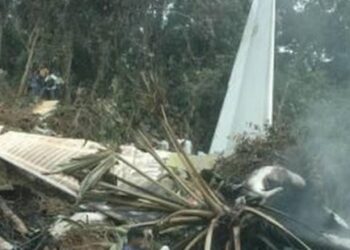 ഫിലിപ്പീന്‍സില്‍-സൈനിക-വിമാനം-തകര്‍ന്ന്-17-പേര്‍-മരിച്ചു