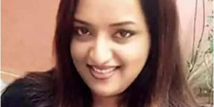 സ്വർണക്കടത്ത്-കേസ്:-യുഎപിഎ-നിലനിൽക്കില്ലന്ന്-സ്വപ്ന-സുരേഷ്,-ജാമ്യം-തേടി-ഹൈക്കോടതിയിൽ