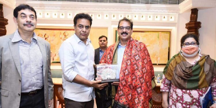 കിറ്റെക്സ്-തെലങ്കാനയിൽ;-1000-കോടിയുടെ-നിക്ഷേപം,-4000-പേർക്ക്-തൊഴിൽ