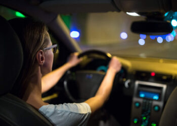 മുൻ-കാമുകന്-മുട്ടൻ-പണി-കൊടുക്കാൻ-യുവതി-ചെയ്തത്-അല്പം-കൂടിപ്പോയോ?