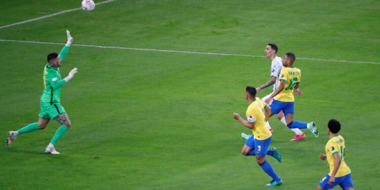 copa-america-2021:-സാംബ-താളം-നിലച്ചു;-മാരക്കാനയില്-അര്ജന്റീനയ്ക്ക്-പട്ടാഭിഷേകം