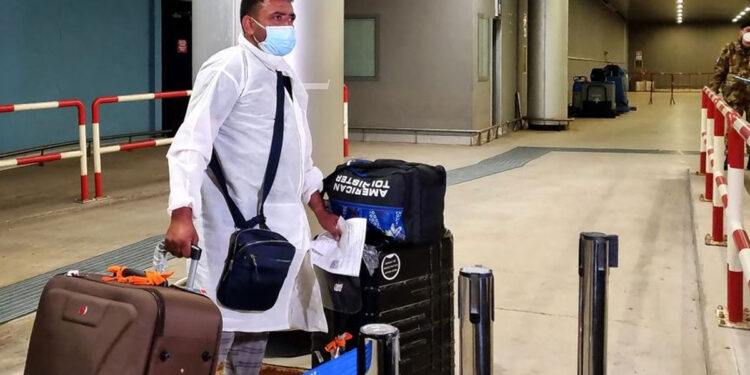 ഹൈ-റിസ്ക്-രാജ്യങ്ങളുടെ-പട്ടികയിൽ-നിന്ന്-ഇന്ത്യയെ-നീക്കണമെന്നു-ആവശ്യപ്പെട്ട്-നിവേദനം