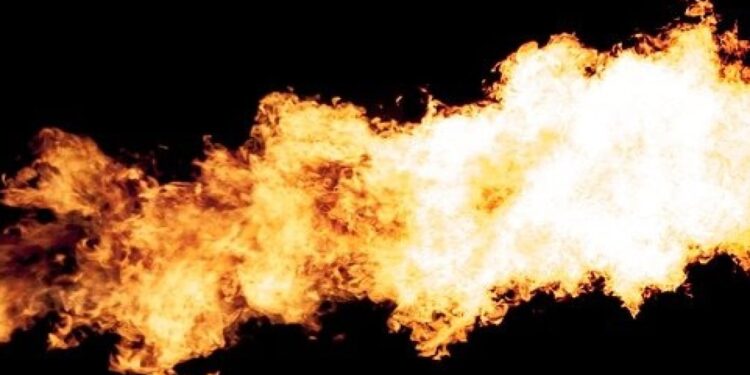 കുണ്ടറയില്‍-അനധികൃത-ഗ്യാസ്-ഗോഡൗണില്‍-പൊട്ടിത്തെറി;-ഒരാള്‍ക്ക്-പരിക്ക്