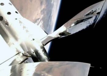 ബഹിരാകാശയാത്രയിൽ-ചരിത്രം-രചിച്ച്-ബ്രാൻസനും-സംഘവും