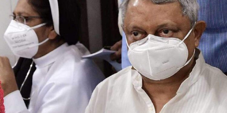 ഹൈക്കോടതി-ഇടപെടൽ;-പരോളിലിറങ്ങിയ-അഭയക്കേസ്-പ്രതികൾക്ക്-തിരിച്ചടി,-സര്‍ക്കാരിനും-ജയില്‍-ഡിജിപിക്കും-നോട്ടീസ്