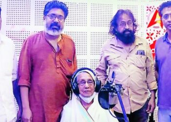 നിലമ്പൂർ-ആയിഷയ്‌ക്ക്‌-സിനിമയിൽ-സെഞ്ച്വറി;- അരങ്ങിൽ-സ്വ-ജീവിതം