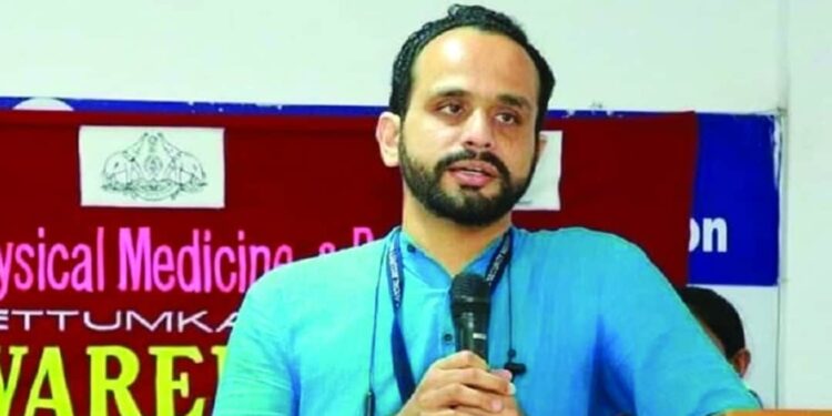 ഡോ.മുഹമ്മദ്-അഷീൽ-ഇനി-പയ്യന്നൂർ-താലൂക്ക്-ആശുപത്രിയിൽ;-മാറ്റിയത്-അപ്രധാന-തസ്തികയിലേക്ക്