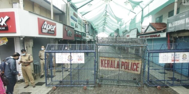 ചര്‍ച്ച-പരാജയം;-കടകള്‍-തുറക്കുമെന്ന-തീരുമാനത്തില്‍-മാറ്റമില്ലെന്ന്-വ്യാപാരികള്‍