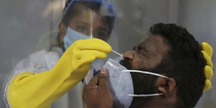 രണ്ട്-ദിവസം-കൊണ്ട്-3.75-ലക്ഷം-പേരെ-പരിശോധിക്കാൻ-കേരളം