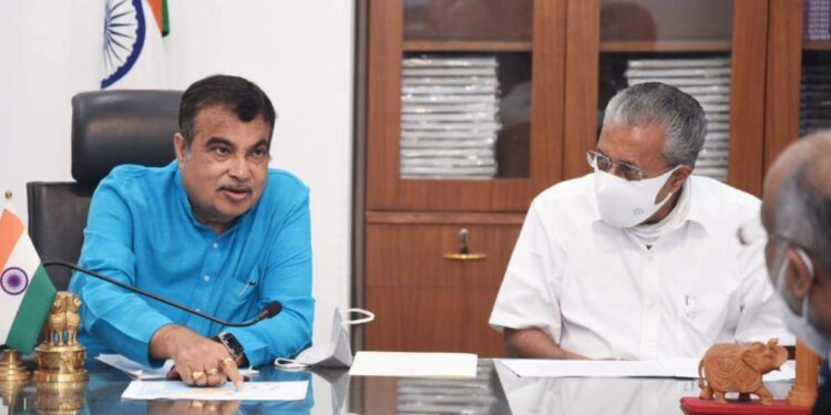 പിണറായി-–-ഗഡ്ഗരി-കൂടിക്കാഴ്ച;-കേരളത്തിന്-പുതിയ-ദേശീയ-പാത,-11-റോഡുകള്‍-ഭാരത്-മാല-പദ്ധതിയിൽ