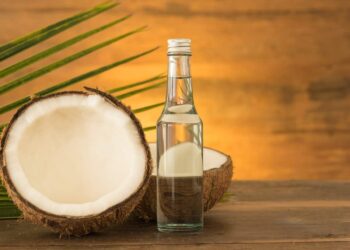 ഉരുക്കു-വെളിച്ചെണ്ണയുടെ-അധികം-ആർക്കുമറിയാത്ത-ഗുണങ്ങൾ