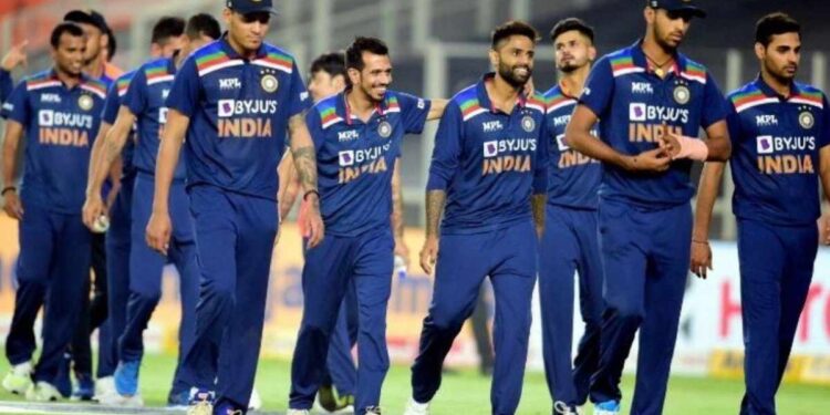 india-vs-sri-lanka-preview:-ടി20-ലോകകപ്പ്-ടീമിൽ-ഇടം-നേടാൻ-പരമ്പരയിലെ-പ്രകടനം-നിർണായകം;-പരിചയ-സമ്പന്നരും-കഷ്ടപ്പെടണം