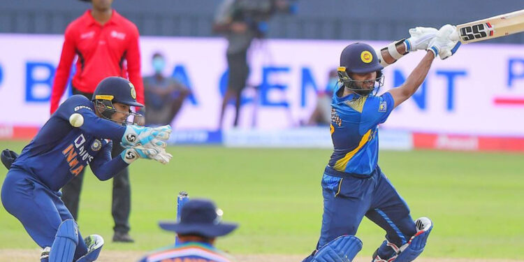 സ്കൂൾ-ടീമിനെതിരെ-യൂണിവേഴ്സിറ്റി-ടീം:-ഇന്ത്യ-ശ്രീലങ്ക-ആദ്യ-ഏകദിനത്തെക്കുറിച്ച്-റമീസ്-രാജ