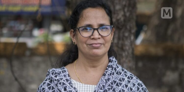 വീട്ടിലിരുത്താമെന്ന്-വ്യാമോഹിക്കരുത്;-ഒരറ്റത്ത്-മരണം-ദര്‍ശിച്ചു-തന്നെയാണ്-ഈ-വഴി-തിരഞ്ഞെടുത്തത്-രമ