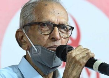 കുവൈറ്റ്-കല-ട്രസ്റ്റ്-സാംബശിവന്‍-അവാര്‍ഡ്-പ്രൊഫ.-എം-കെ-സാനുവിന്