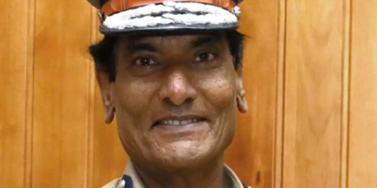 നിയന്ത്രണങ്ങൾ-കര്‍ശനമായി-നടപ്പാക്കണം;-ജില്ലാ-പോലീസ്-മേധാവിമാര്‍ക്ക്-ഡിജിപിയുടെ-നിര്‍ദ്ദേശം