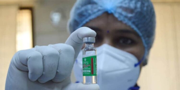 വയനാട്,-കാസര്‍കോട്-ജില്ലകളില്‍-45ന്-മുകളിൽ-ലക്ഷ്യംവെച്ച-എല്ലാവർക്കും-ആദ്യ-ഡോസ്-വാക്സിന്‍-നല്‍കി