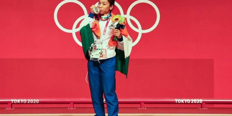 മീരാബായ്-ചാനുവിന്-ജീവിതകാലം-മുഴുവന്‍-പിസ്സ-സൗജന്യമായി-നല്‍കുമെന്ന്-പിസ്സ-കമ്പനിയുടെ-വാഗ്ദാനം