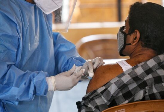 സംസ്ഥാനത്തിന്-9.73-ലക്ഷം-ഡോസ്-വാക്‌സിന്‍-കൂടി;-വാക്‌സിന്‍-ക്ഷാമത്തിന്-താത്ക്കാലിക-പരിഹാരം