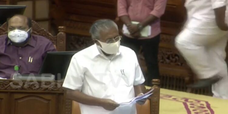 രാജിയുടെ-പ്രശ്നം-ഉദിക്കുന്നില്ല;-വിദ്യാഭ്യാസ-മന്ത്രി-രാജിവയ്ക്കേണ്ടെന്ന്-സഭയിൽ-മുഖ്യമന്ത്രി