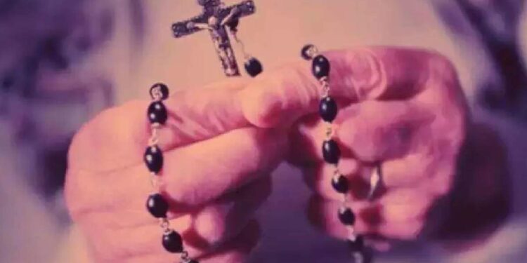 ‘നാലോ-അതിലധികമോ-കുട്ടികളുള്ളവർക്ക്-പ്രതിമാസം-2000-രൂപ’:-പ്രഖ്യാപനവുമായി-പത്തനംതിട്ട-രൂപതയും