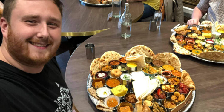 7-കിലോഗ്രാം-സദ്യ,-1-മണിക്കൂറിൽ-കഴിക്കണം!-വെല്ലുവിളി-ഏറ്റെടുക്കുന്നോ?