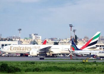 ദുബായ്-യാത്രയ്‌ക്ക്-വാക്‌സിന്‍-വേണ്ടെന്ന്-എയര്‍ലൈന്‍സുകള്‍