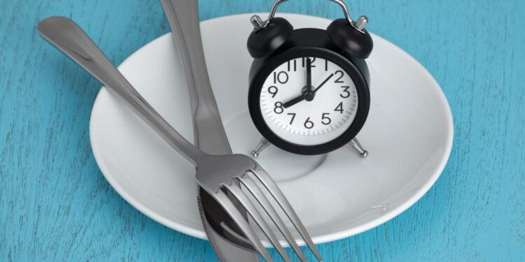 ഇന്റർമിറ്റന്റ്-ഫാസ്റ്റിങ്-ആരോഗ്യത്തിന്-ദോഷം-വരുത്തുമോ?