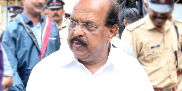 കത്തിൽ-പറഞ്ഞ-കാര്യങ്ങൾ-തന്നെ-നേരിട്ട്-ബാധിക്കുന്നതല്ലെന്ന്‌-ജി-സുധാകരൻ