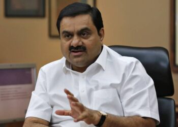 പണം-അയക്കാനും.-ടാക്‌സി-ബുക്കുചെയ്യാനും,-ഭക്ഷണം-വാങ്ങാനും-ഒരു-‘സൂപ്പര്‍-ആപ്പു’മായി-അദാനി