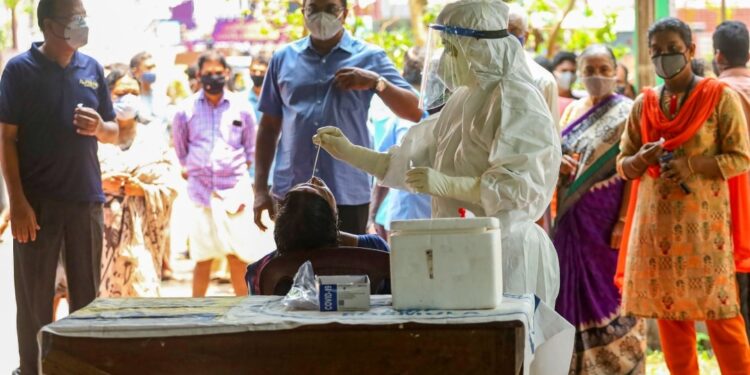 സംസ്ഥാനത്ത്-ഇന്ന്-10,402-പേര്‍ക്ക്-കോവിഡ്;-ടെസ്റ്റ്-പോസിറ്റിവിറ്റി-നിരക്ക്-16.41