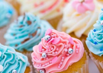 ജീവനക്കാർക്ക്-കുറഞ്ഞ-വേതനം-നൽകി:-മെൽബണിലെ-കേക്ക്-കടക്ക്-50,000-ഡോളർ-പിഴ