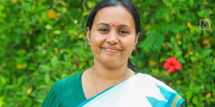 പരമാവധിപേരെ-പരിശോധിക്കും;-താമസമില്ലാതെ-പരിശോധനാഫലം-ഊര്‍ജിത-പദ്ധതിയുമായി-ആരോഗ്യവകുപ്പ്