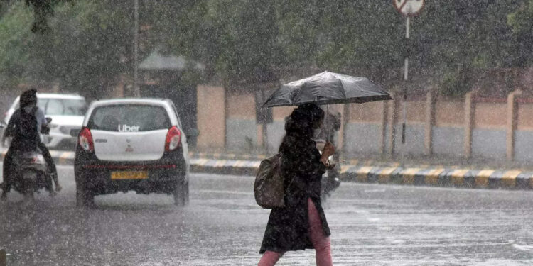അതിശക്തമായ-മഴയ്ക്ക്-സാധ്യത;-ഇന്നും-നാളെയും-ഒമ്പത്-ജില്ലകളിൽ-ഓറഞ്ച്-അലേർട്ട്