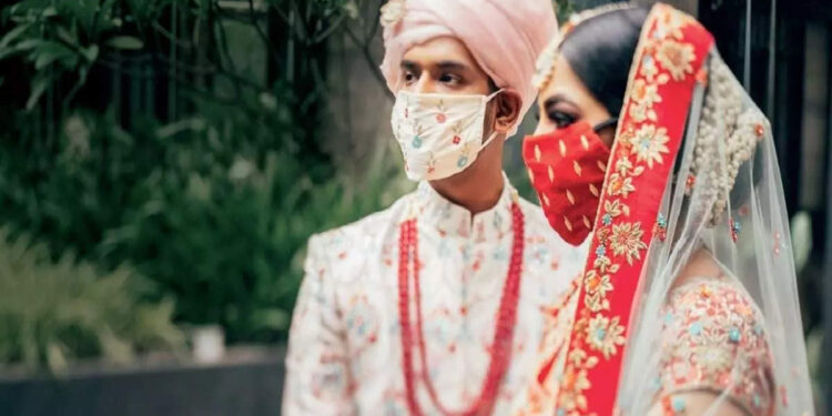 ക്ഷണിച്ചിട്ടും-വിവാഹത്തിൽ-പങ്കെടുക്കാത്തവർക്ക്-17,700-രൂപയുടെ-ബില്ലയച്ച്-നവവധു