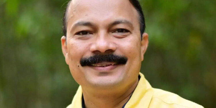 കെ-സി-വേണുഗോപാലിനെ-വിമർശിച്ചു;-പി-എസ്-പ്രശാന്തിനെ-പുറത്താക്കി-കോൺഗ്രസ്