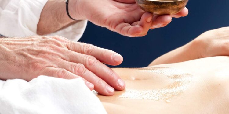 പൊക്കിളിൽ-ഒരു-തുള്ളി-എണ്ണ,-ആരോഗ്യത്തിനും-സൗന്ദര്യത്തിനുമുള്ള-ഒറ്റമൂലി